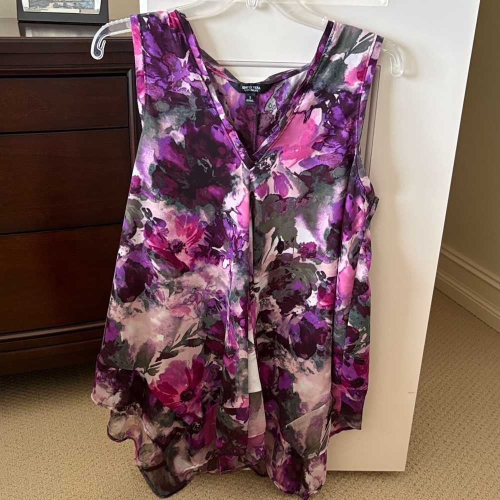 Simply Vera Vera Wang Purple and Pink Floral Blouse